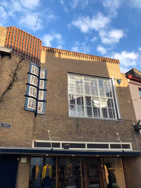 Gelretours Arnhem stadswandelingen Amsterdamsche school