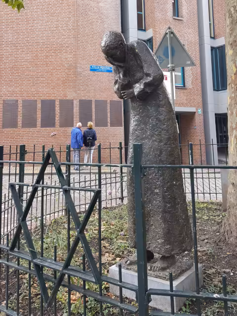 Kitty de wijze stadswandeling gelretours